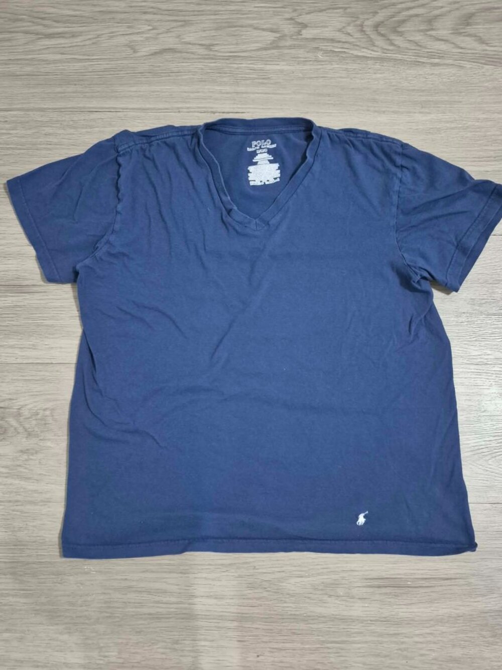 Vintage 2000s Polo Ralph Lauren Men’s Fit V-Neck T-Shirt Size Medium Blue